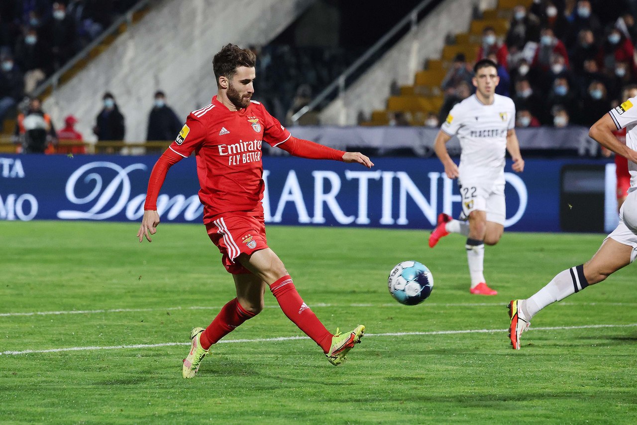 مباراة بنفيكا وفاماليكاو: تفاصيل وآثار المنافسة