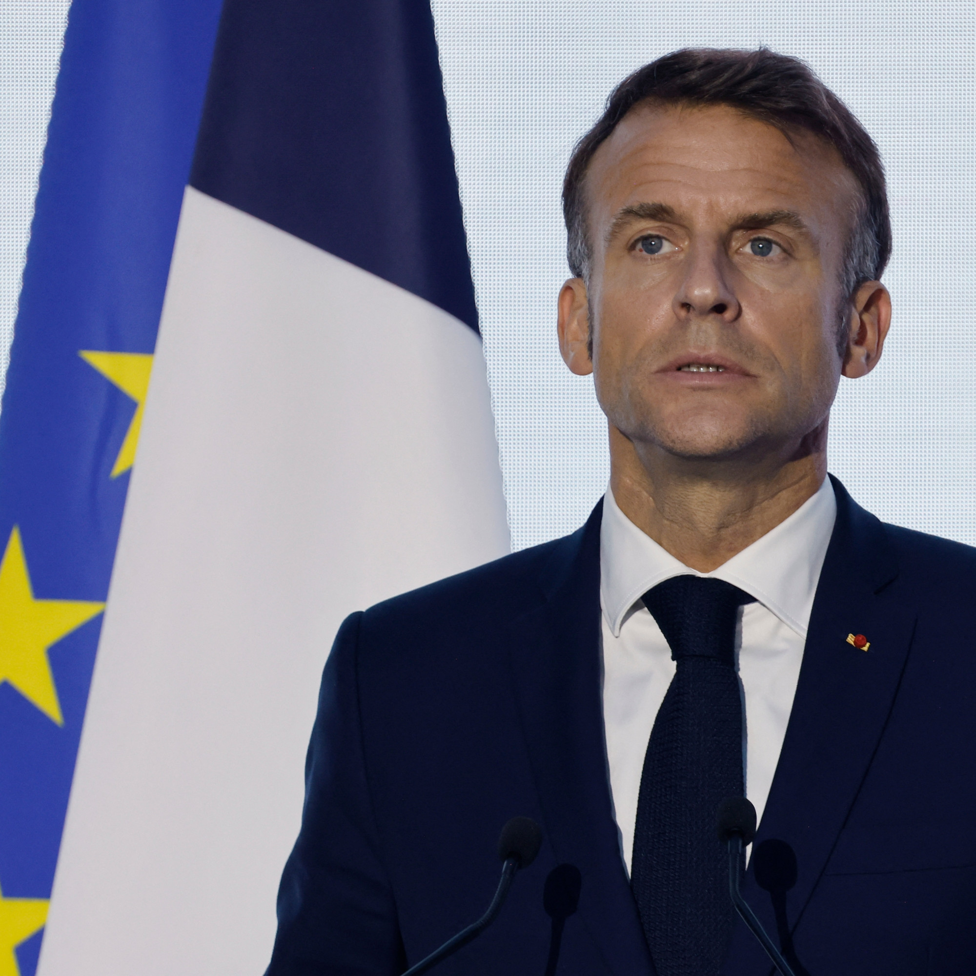 إيمانويل ماكرون: دور رئيسي في السياسة الأوروبية