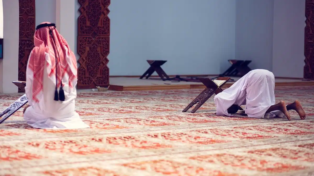 موعد اذان الفجر وتأثيره على حياة المسلمين