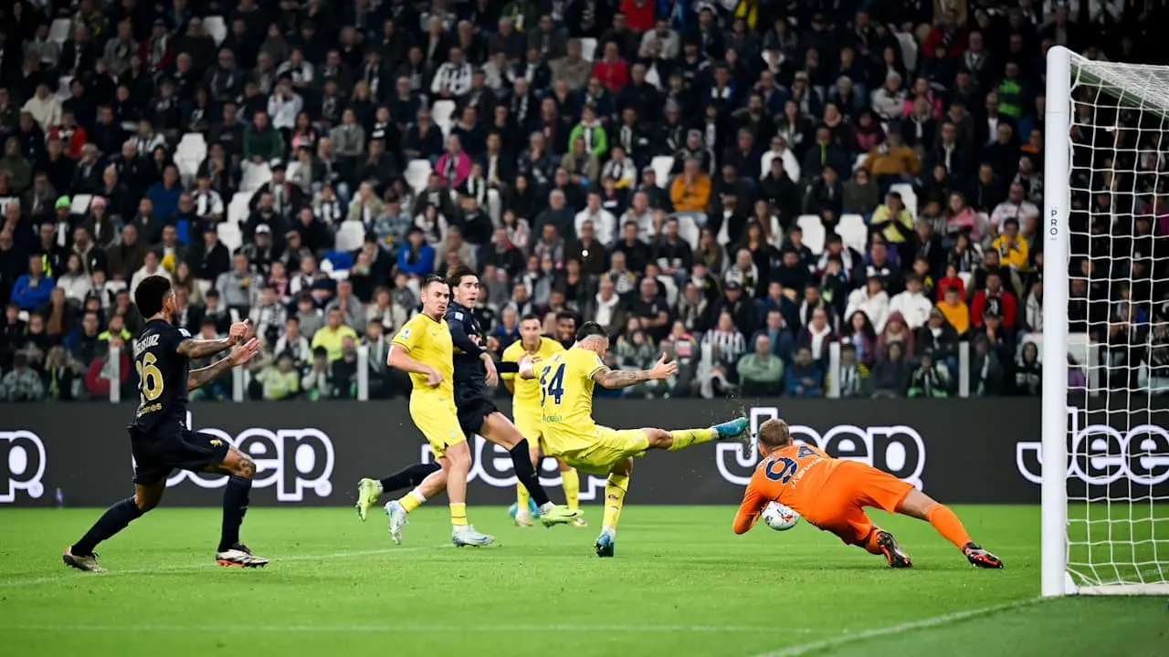 ywfntws wlatsyw mbarat mthyrt fy aldwry alaytaly