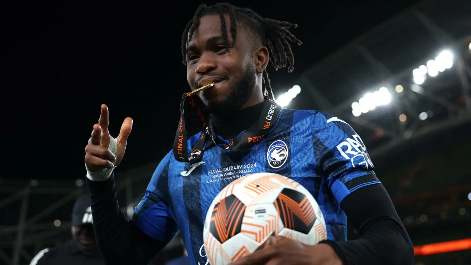 ans zkryaʾ lwkman njm krt alqdm almghrby