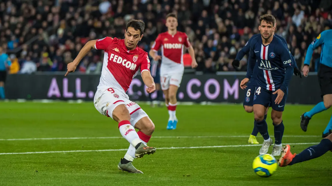 mbarat mwnakw wbarys san jyrman mwajht hasmt fy aldwry alfrnsy