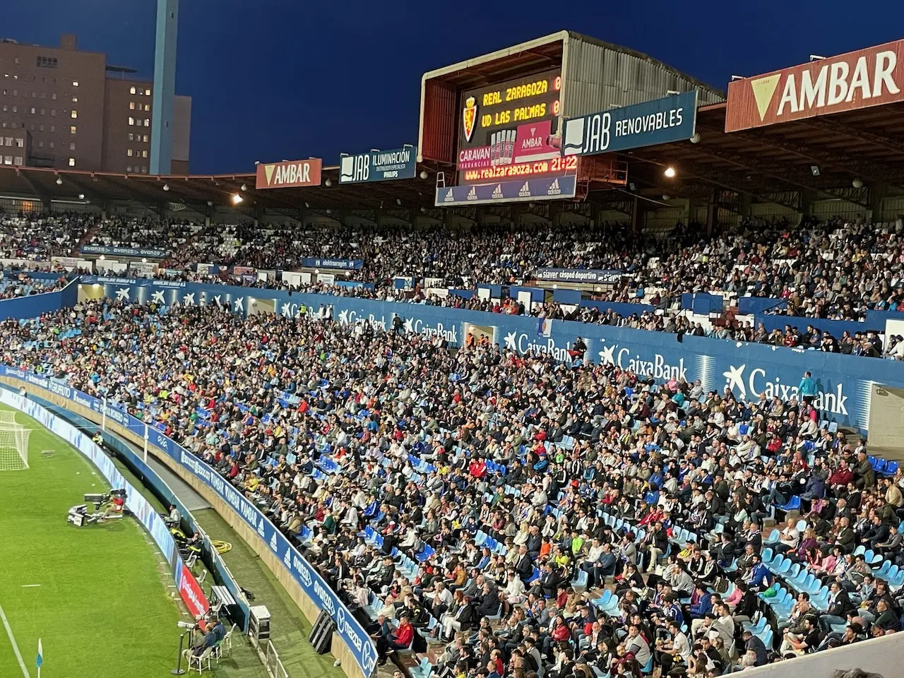 nzrt ʿly nady ryal zaragoza wtarykhh alʿryq