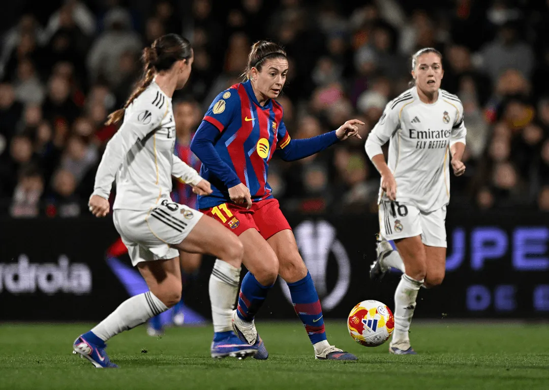 ريال مدريد للسيدات ضد نادي برشلونة للسيدات