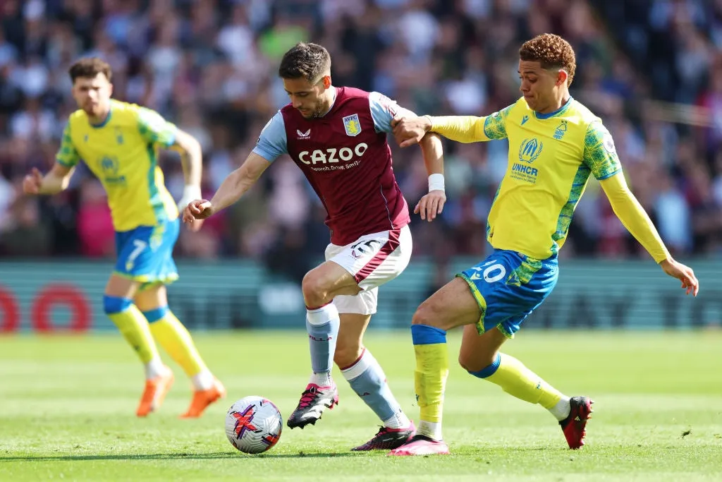 أستون فيلا ضد ليل