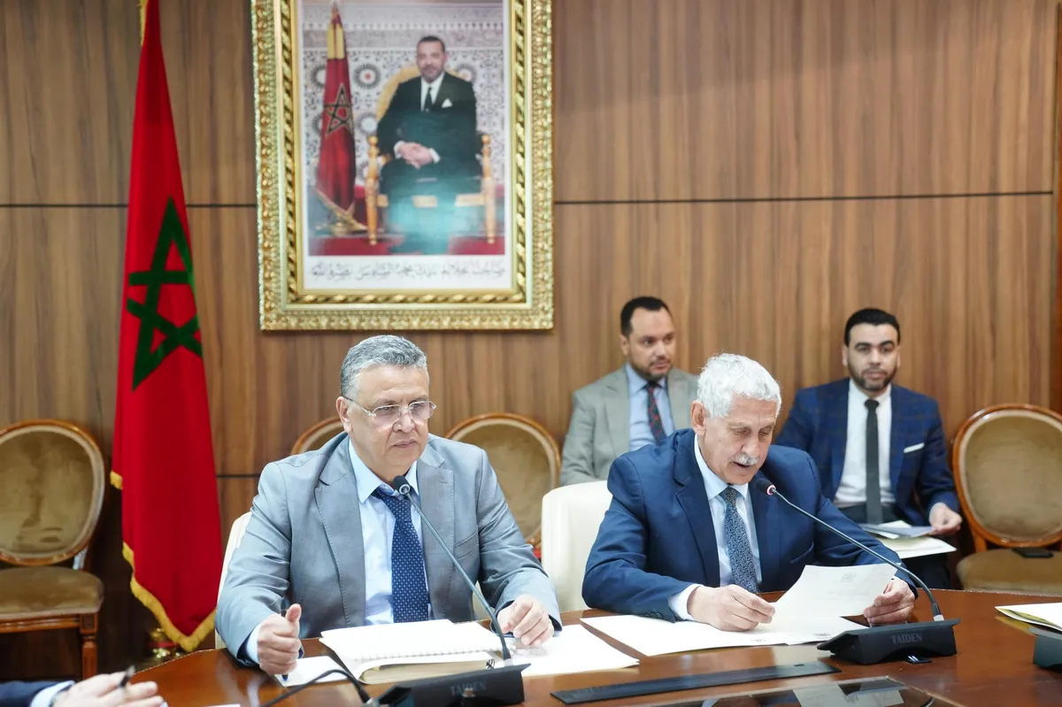 ʿdwl thdyth mhnt al