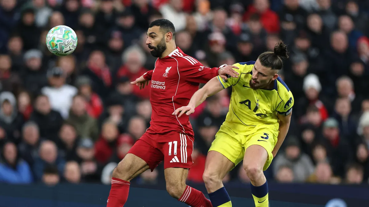 الدوري الانجليزي: آرسنال يتصدر الترتيب مع اقتراب نهاية الموسم