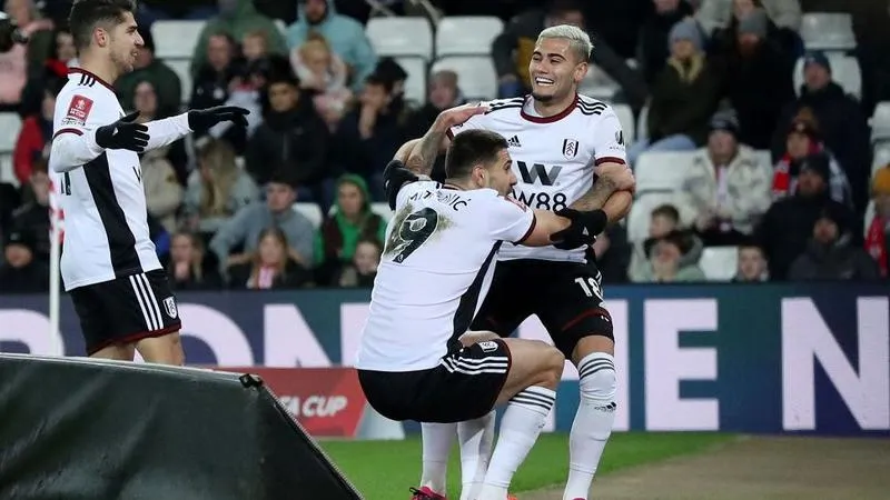 سندرلاند ضد توتنهام